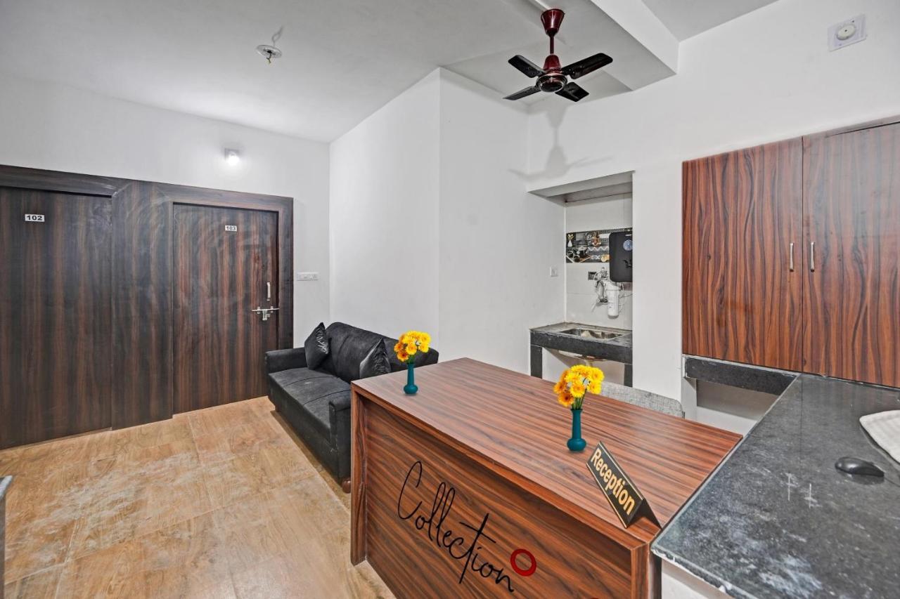 Capital O Madison Blue Hotel Bhubaneswar Bagian luar foto