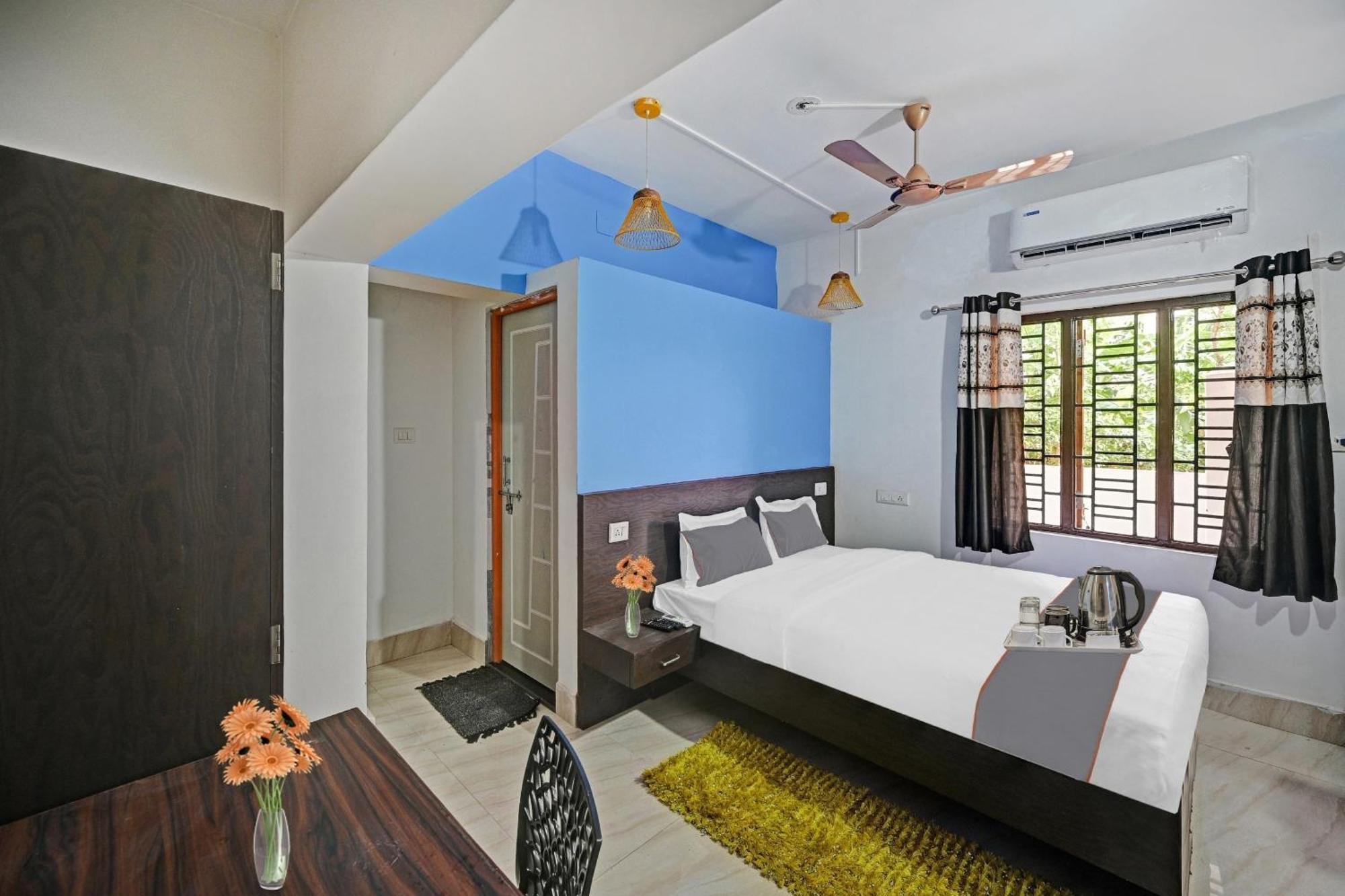 Capital O Madison Blue Hotel Bhubaneswar Bagian luar foto